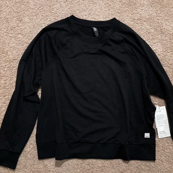 Vuori Sweaters - Vuori Halo Crew Long Sleeve Black Heather